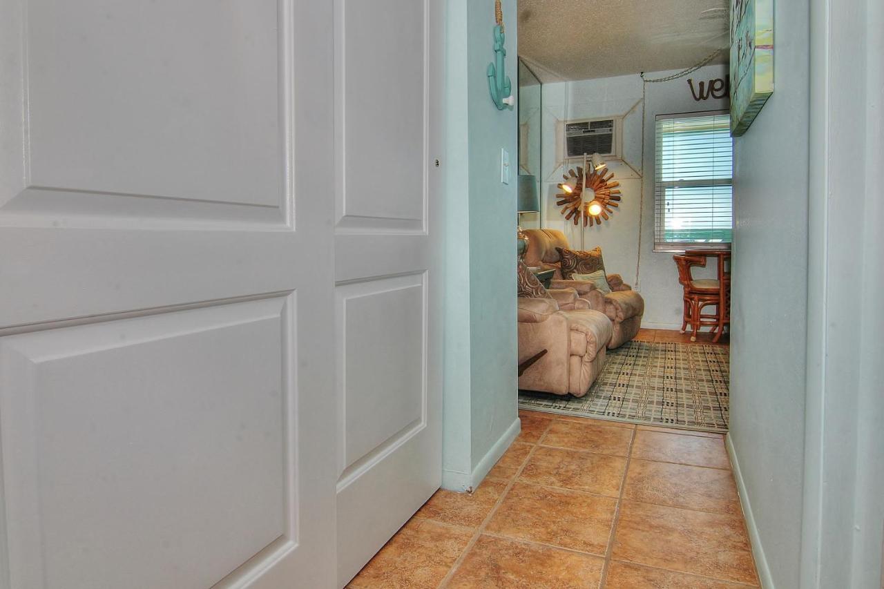 Chateau 8W Clearwater Beach Bagian luar foto